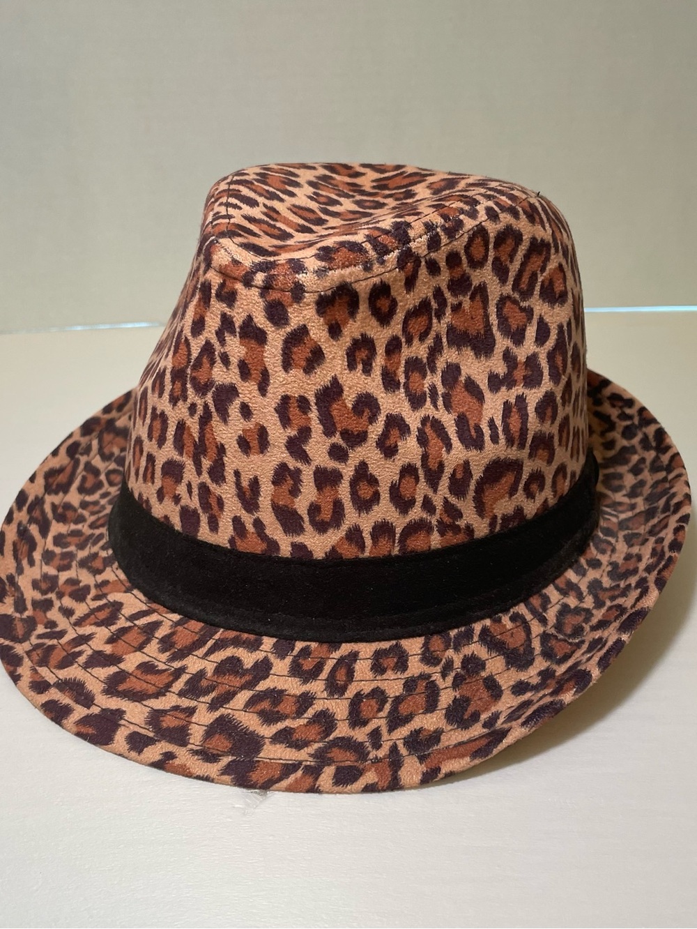 Y2K Leopard Fedora Hat
Target Miley Cyrus Max Azria
One Size MOBWIFE!